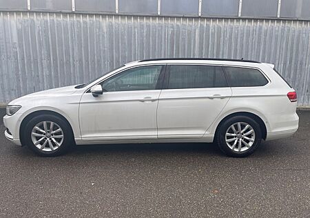VW Passat Variant Volkswagen Passat 2.0 TDI comfortline / AHK/SHZ/Massage