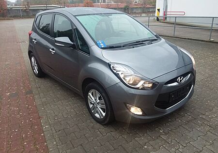 Hyundai ix20 FIFA world Cup Edition,Leder! Wie Neu!