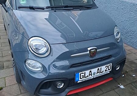 Abarth 695 1.4 T-Jet 16V XSR Yamaha