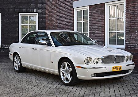 Jaguar XJ 4.2 V8 - Selten - Nieuwstaat! Wij zijn op afs