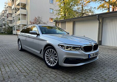 BMW 530d xDrive HUD/Pano/ACC/Nappa/ 8 Fach/360 Grad