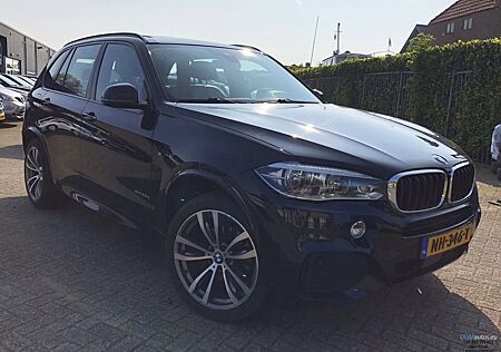 BMW X5 X-Drive 3.0D 259pk High Executive NETTO M-Pak