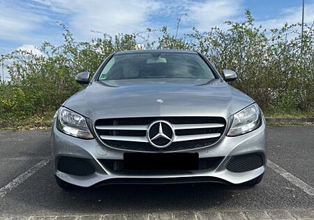 Mercedes-Benz C 180 - 33.000 km | Top-Zustand | 2. Hand |8Fach