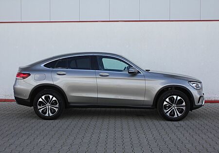 Mercedes-Benz GLC 300 de Coupé Cp. EQ Power Plug-In Hybrid AHK