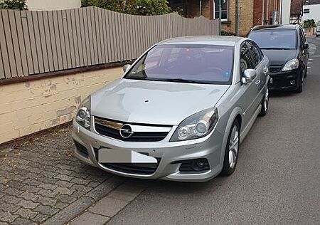 Opel Vectra 2.2 DIRECT GTS MT-6 GTS OPC Line-Paket 2