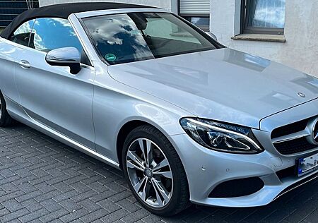 Mercedes-Benz C 180 Cabrio, LED, AHK, Kamera, AirScarf