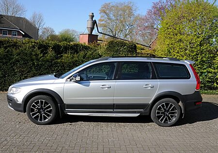 Volvo XC 70 XC70 D5 AWD Linje Svart Geartronic Linje Svart