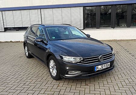 VW Passat Variant Volkswagen 1.5 TSI DSG Business AHK ACC LED GJR