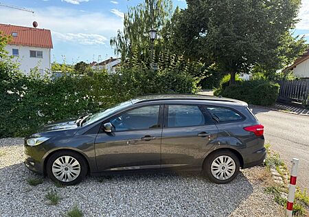 Ford Focus 1,0 EcoBoost 92kW Business Turnier Bus...