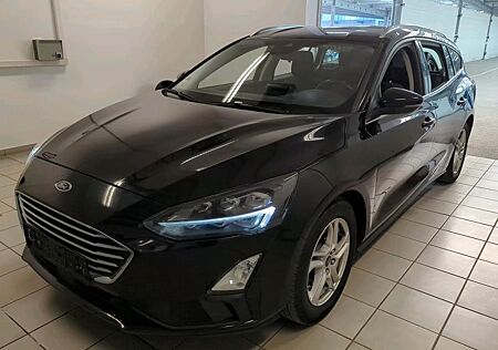 Ford Focus 1,5 EcoBlue 120ps Cool & Connect . Aut,AHK