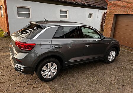 VW T-Roc Volkswagen 1.5 TSI OPF DSG R-Line