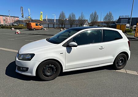 VW Polo Volkswagen mit Panorama-Schiebedach
