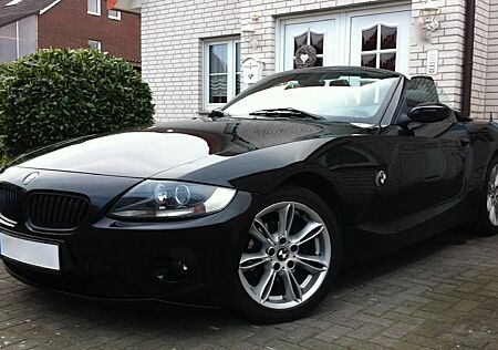 BMW Z4 2.2i Roadster E85 Cabrio 6-Zylinder Leder