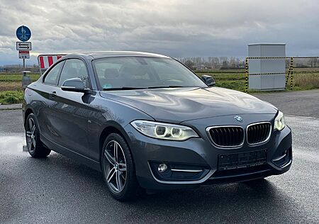 BMW 218i Coupe Sport Line Xenon Navi PDC 2.Hand