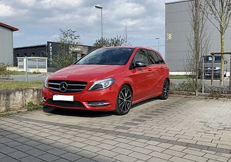Mercedes-Benz B 250 BlueEFFICIENCY DCT -