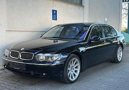BMW 745i Lang/Massage/Softclose/Sitzbelüftung/Xenon
