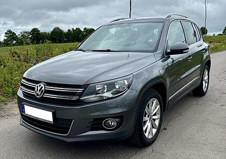 VW Tiguan Volkswagen 1.4 TSI 90 BlueMot T LOUNGE Sport & S...