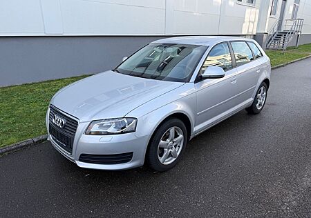 Audi A3 Sportback 1.4 TFSI*AUTOMATIK*XENON*SHZ*PDC*1H