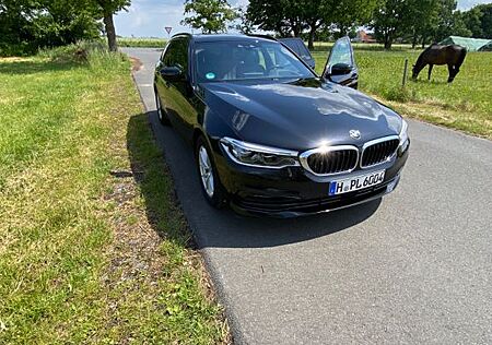 BMW 520d Touring A -