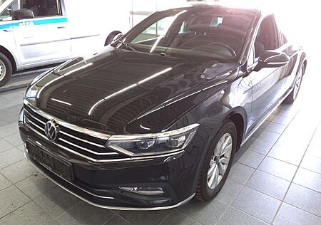 VW Passat Variant Volkswagen 2.0TDi 4M R LINE ACC/PANO/HuD/H&K