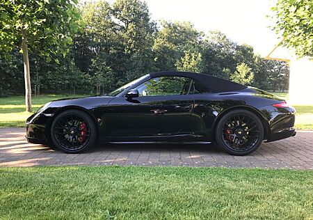 Porsche 991 Carrera GTS Cabriolet GTS schwarz uni Carbon