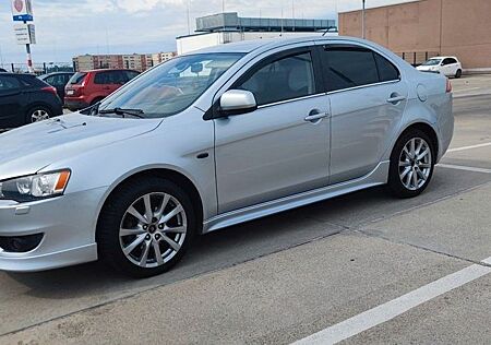 Mitsubishi Lancer 1.8 Benzin , exclusiv