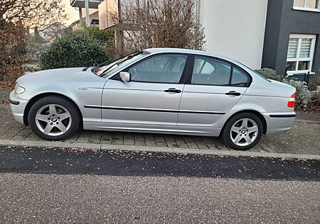 BMW 318i -