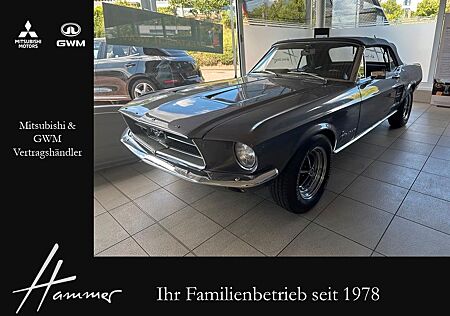 Ford Mustang CABRIO//1967//V8//LEDER SCHWARZ//SERVO
