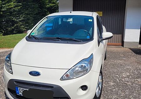 Ford Ka /+ 1,2 , sehr gepflegt, Top Ausstattung