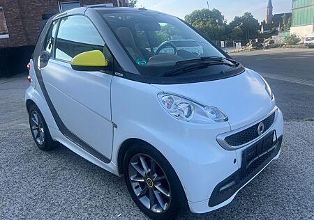 Smart ForTwo cabrio Edition Boconcept 62 kW