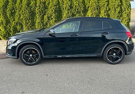 Mercedes-Benz GLA 250 4MATIC 7G-DCT AMG Line Night Paket
