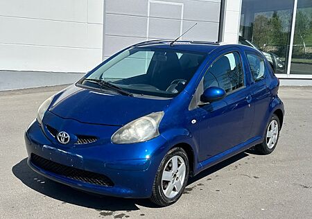 Toyota Aygo (X) Aygo AYGO Blue