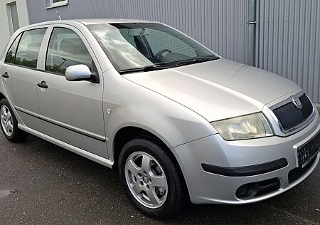 Skoda Fabia 1.4 6Y KLIMA*RADIO*ZV+FUNK*AHK*