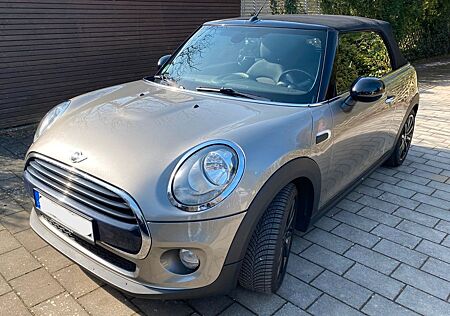 Mini Cooper Cabrio -Modell 2016 -Business -49500km