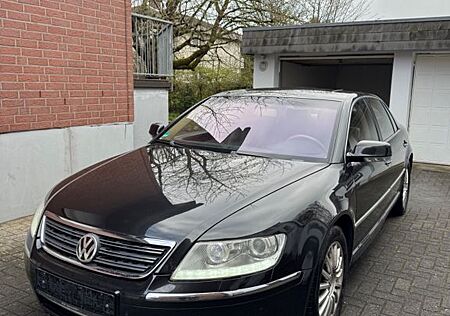 VW Phaeton Volkswagen 3.0 V6 TDI lang 4MOT. Tiptronic 4-Si...