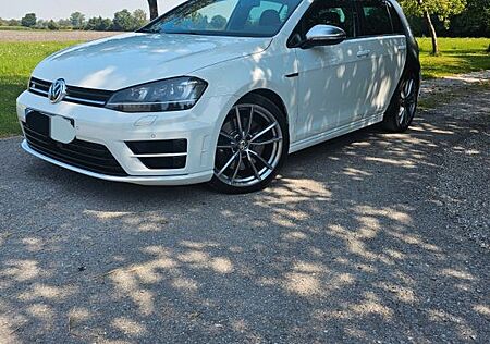 VW Golf Volkswagen 2.0 TSI DSG 4MOTION BMT R R