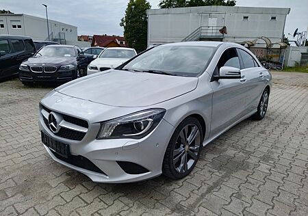 Mercedes-Benz CLA 180 +2.HAND+T.LEDER+NAVI+PDC+XENON+SHZ+EURO 6