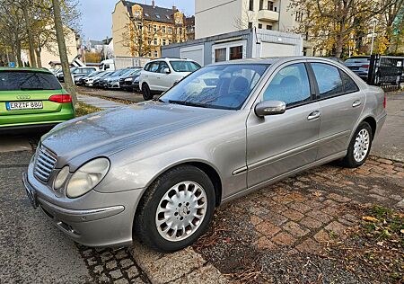 Mercedes-Benz E 240 E -Klasse Lim.