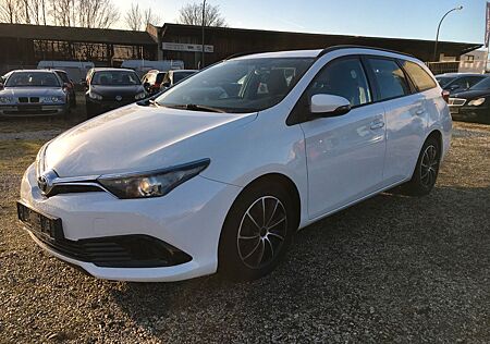 Toyota Auris Touring 1.4 D Sports Cool NAVI KAMERA