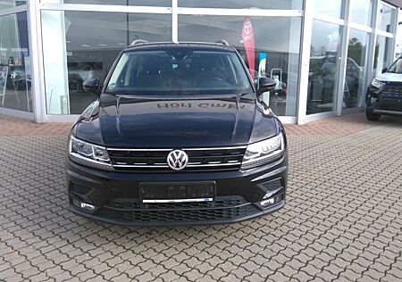 VW Tiguan Volkswagen 1.4 TSI ACT DSG, Sound, Pano, Navi, SzHz