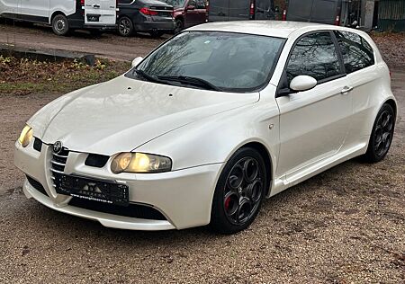Alfa Romeo 147 3.2 V6 24V GTA