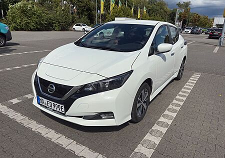 Nissan Leaf 1. Hand | 9.400 km | Top Zustand | EZ 04/2022
