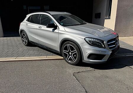 Mercedes-Benz GLA 220 CDI 4Matic AMG|NAV|KAM|WR+SR|KD+TÜV NEU