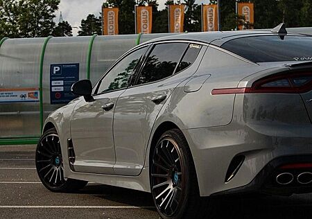Kia Stinger 3.3 Grafitti//Sonderfelgen//Winterpaket