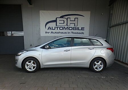 Hyundai i30 KOMBI AHK ABNEHMBAR KLIMA GANZJAHRESREIFEN