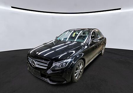 Mercedes-Benz C 200 2.0 CGI AVANTGARDE LEDER/LED