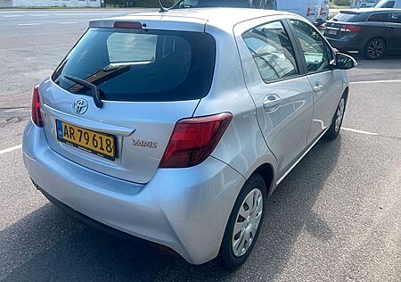 Toyota Yaris 1,0-l-Dual-VVT-i Comfort
