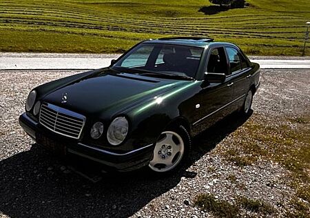 Mercedes-Benz 230 gebraucht kaufen Mercedes-Benz 230