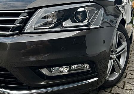 VW Passat Variant Volkswagen 2.0 TDI DSG 4MOT 125kW R-Line...