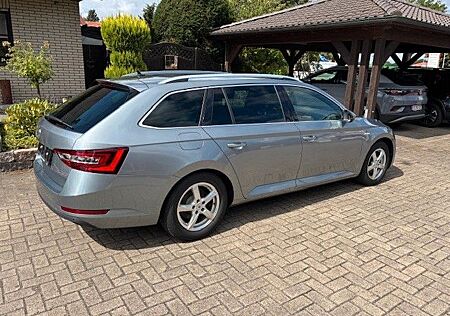 Skoda Superb Combi L&K